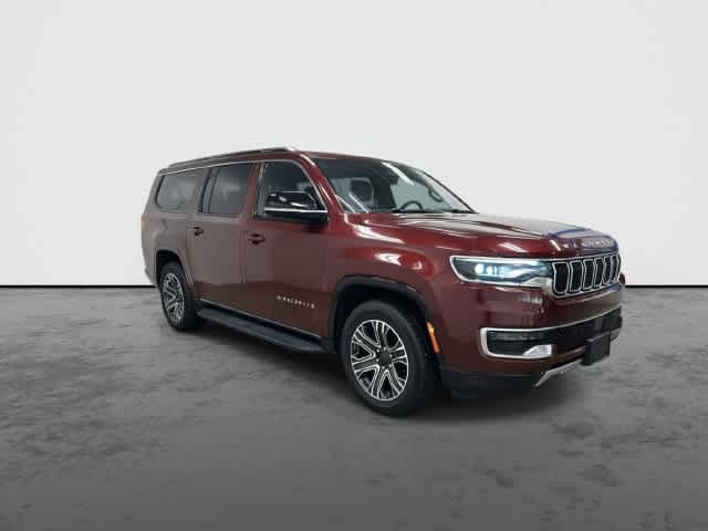 Used 2024 Jeep Wagoneer L Series II w/ Flexible Seating Group RWD image 5