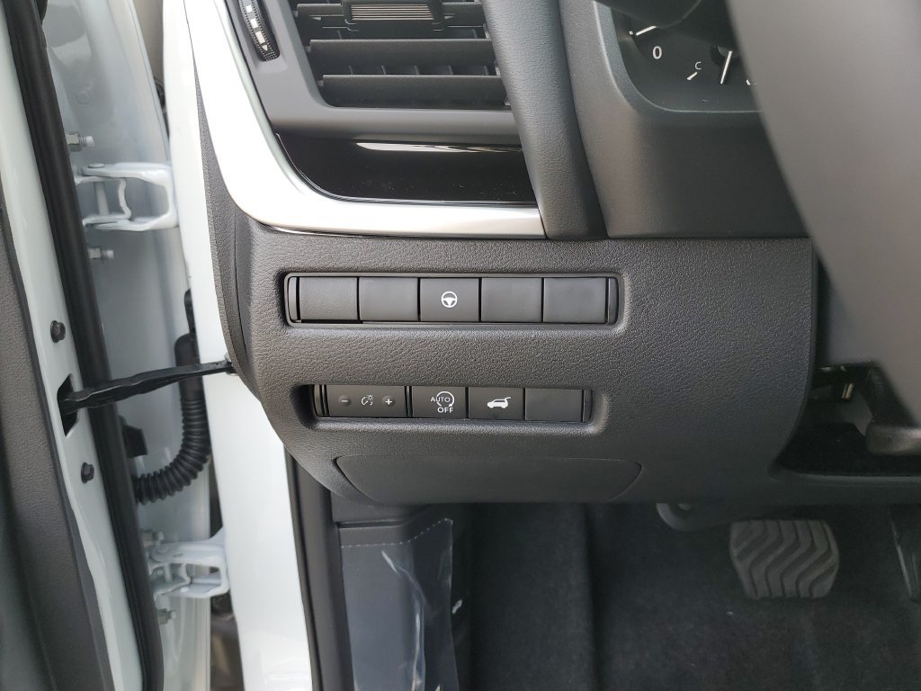 New 2026 Nissan Rogue SV w/ Rock Creek Premium Package AWD/4WD image 24