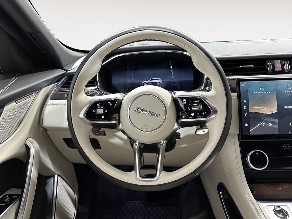 Used 2025 Jaguar F-PACE R-Dynamic S image 12