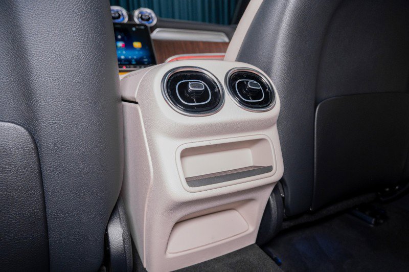 Certified 2026 Mercedes-Benz GLC 300 image 25