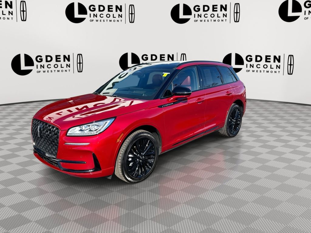 Used 2025 Lincoln Corsair Reserve w/ Equipment Group 202A image 4