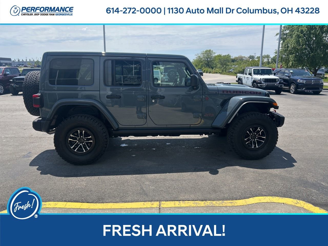 Used 2025 Jeep Wrangler Unlimited Rubicon AWD/4WD image 3