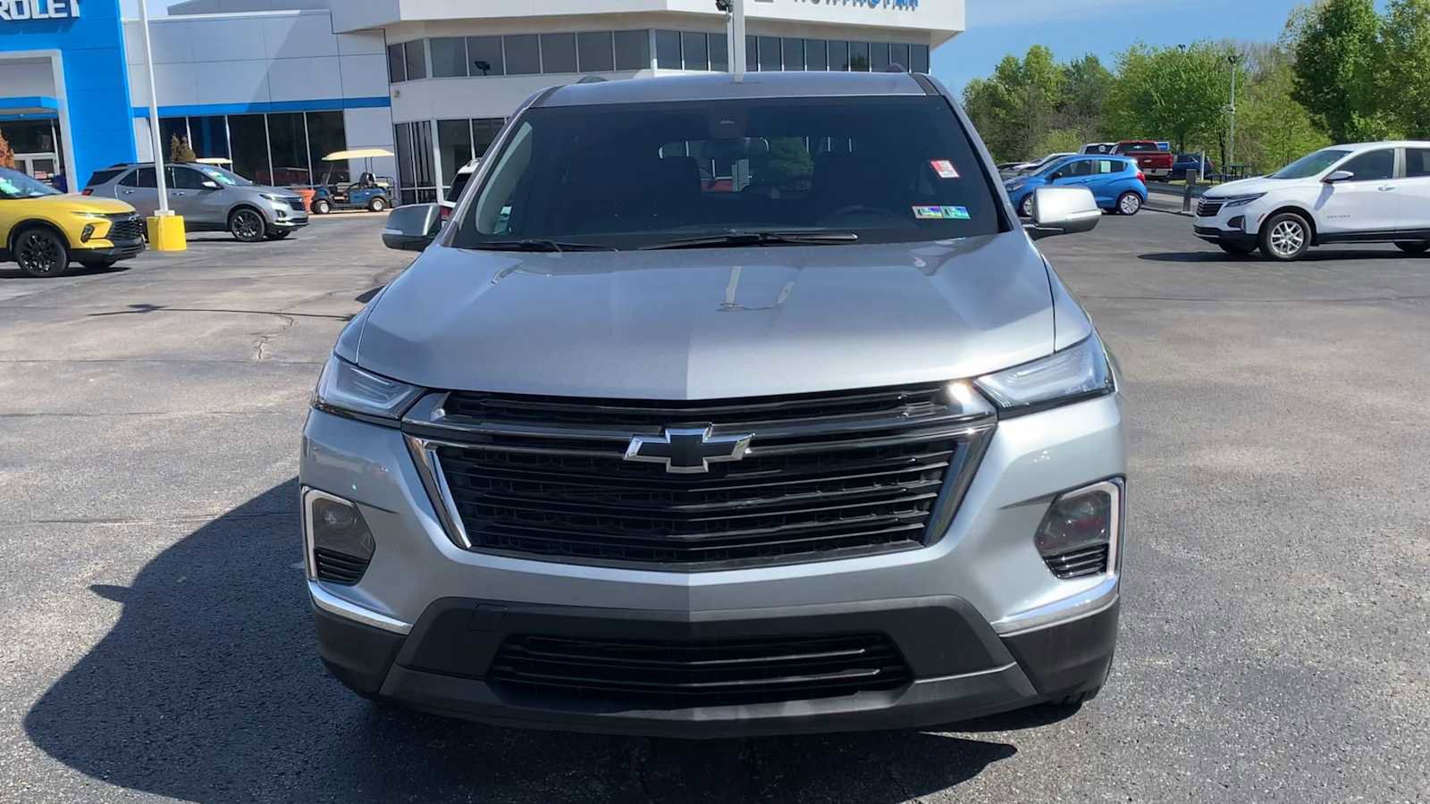 Certified 2023 Chevrolet Traverse LT w/ Midnight/Sport Edition AWD/4WD image 3