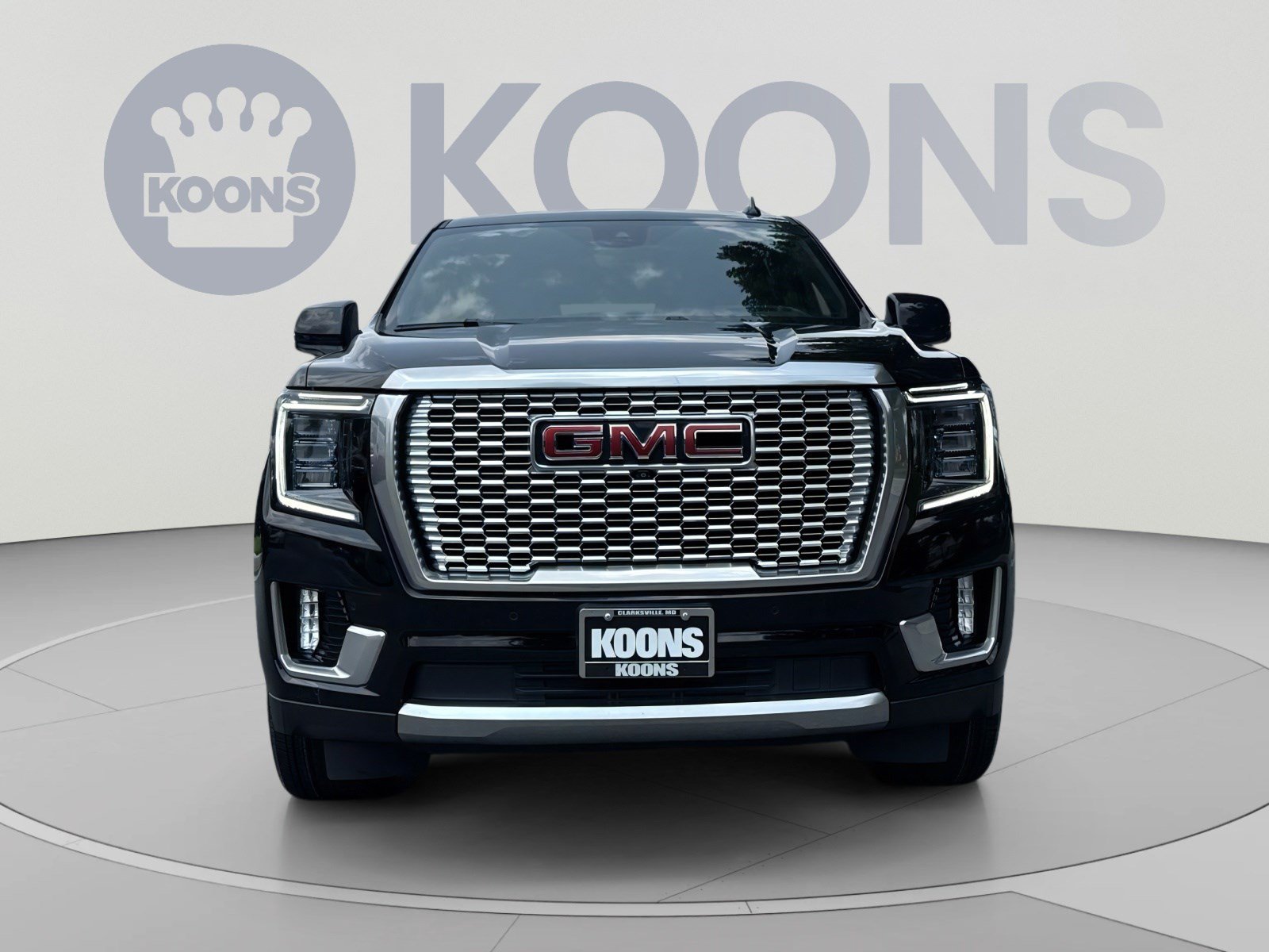 Used 2024 GMC Yukon XL Denali w/ Denali Reserve Package AWD/4WD image 11