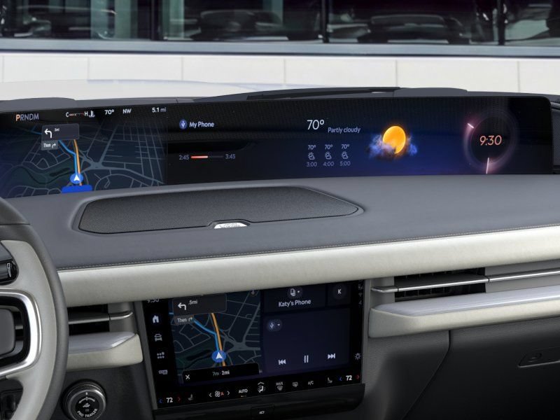 New 2026 Lincoln Navigator L Premier AWD/4WD image 34