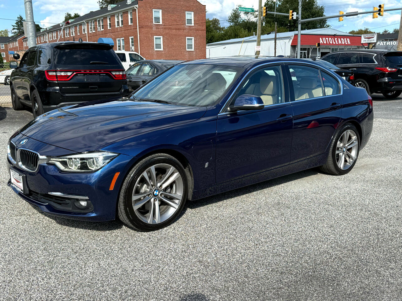 Used 2018 BMW 330e image 10
