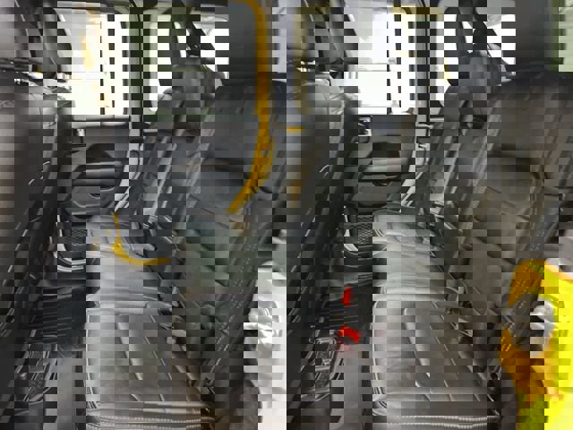 Used 2019 Jeep Wrangler Unlimited Sahara image 25