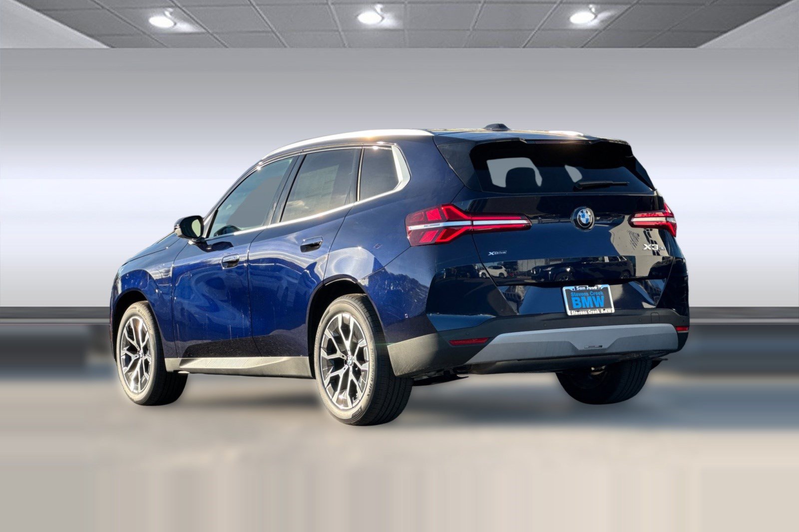 Used 2026 BMW X3 xDrive30i w/ Premium Package AWD/4WD image 3