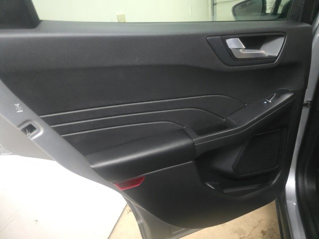 Used 2022 Ford Escape SEL image 16