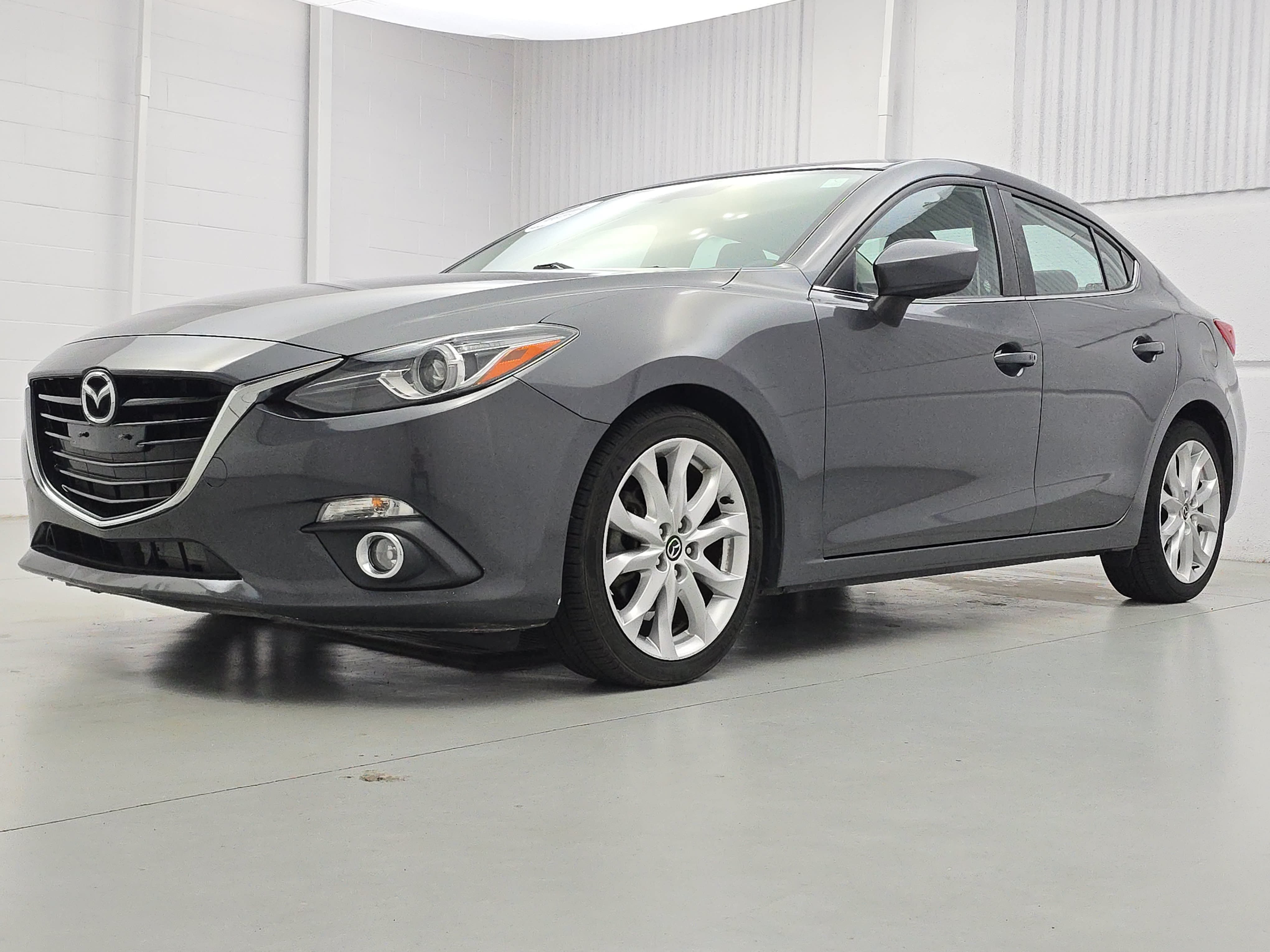 Used 2014 MAZDA MAZDA3 s Touring FWD image 1