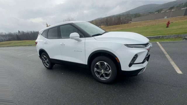 New 2025 Chevrolet Blazer LT w/ LPO, Floor Liner Package image 2