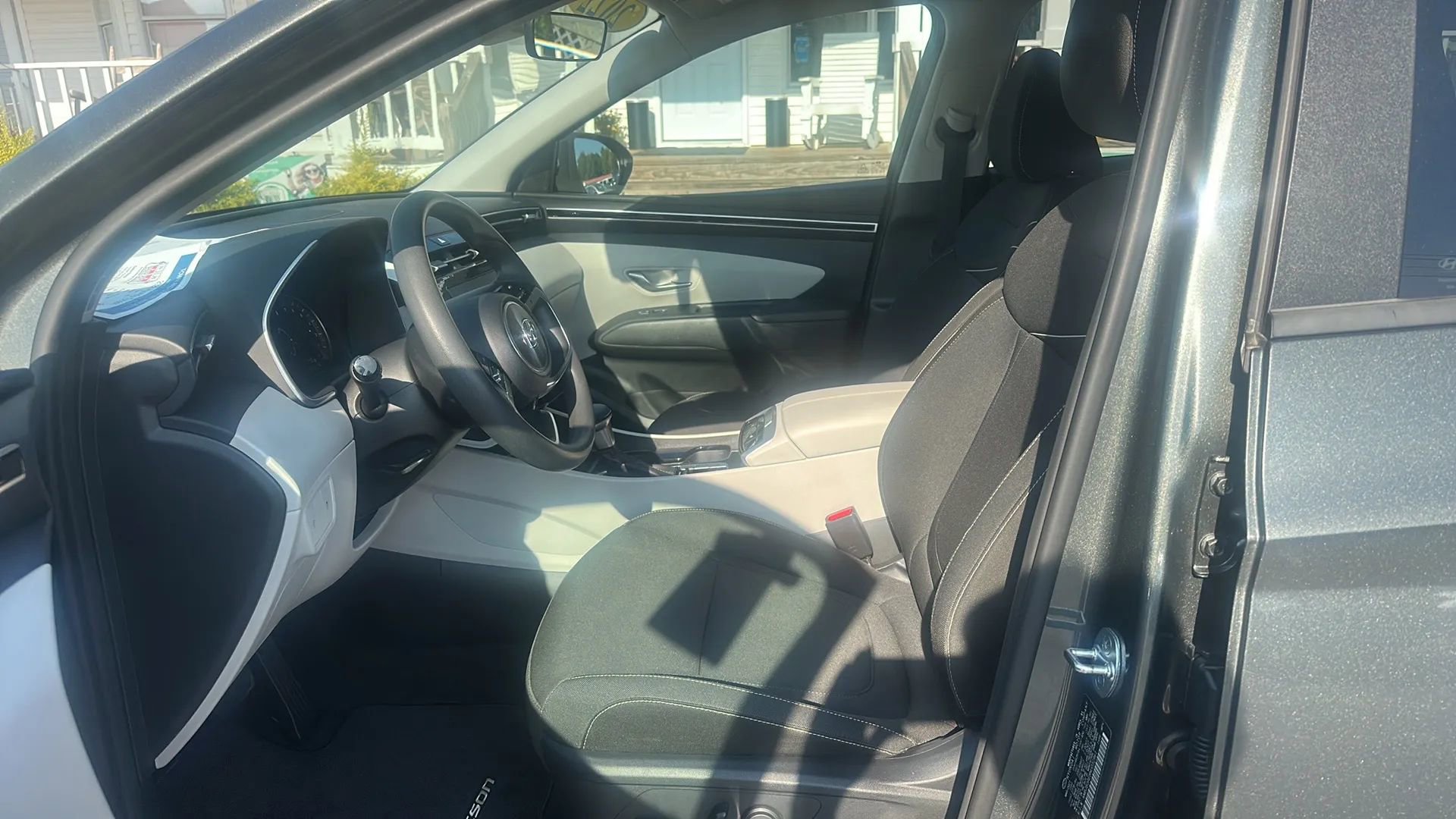 Used 2022 Hyundai Tucson SEL w/ Cargo Package image 11