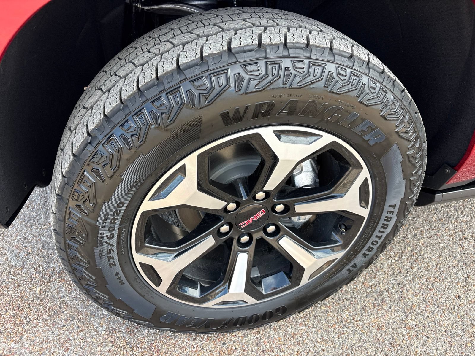 New 2026 GMC Yukon XL AT4 w/ AT4 Premium Plus Package AWD/4WD image 41