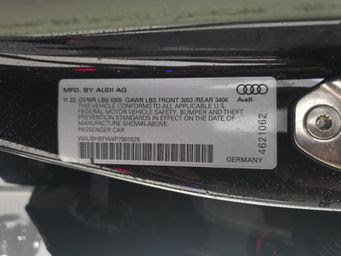 Used 2023 Audi RS e-tron GT w/ Carbon Performance Package AWD/4WD image 15