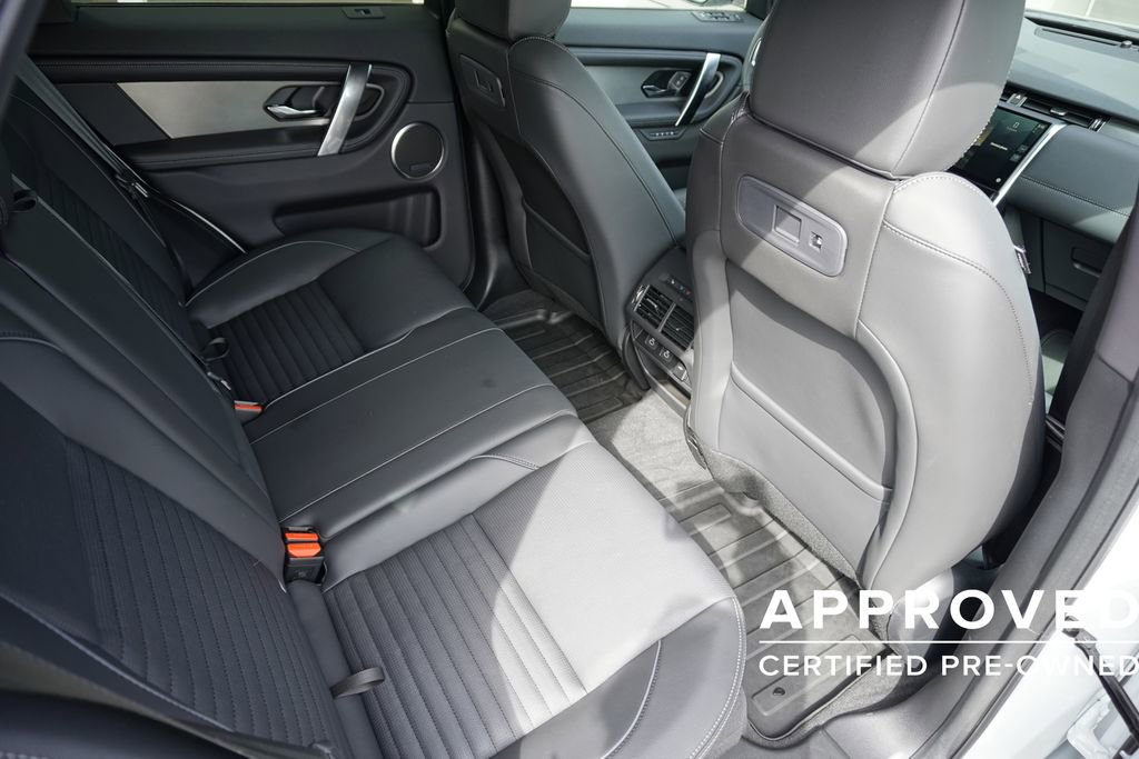Used 2025 Land Rover Discovery Sport Dynamic SE image 26