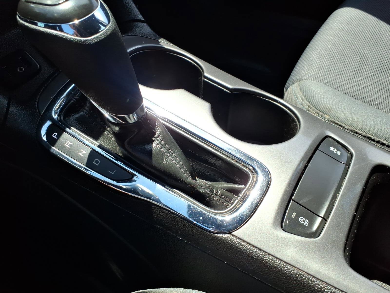 Used 2019 Chevrolet Cruze LT w/ RS Package FWD image 16