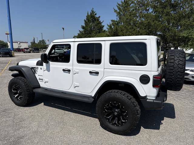 Used 2018 Jeep Wrangler Unlimited Sahara w/ Dual Top Group AWD/4WD image 27