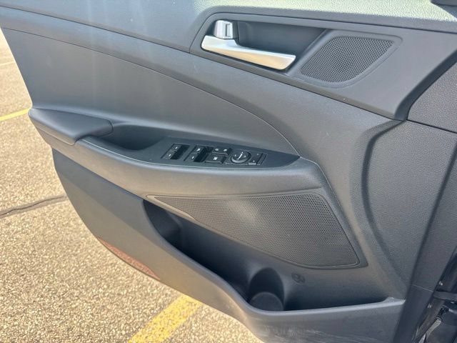 Used 2019 Hyundai Tucson Value AWD/4WD image 13