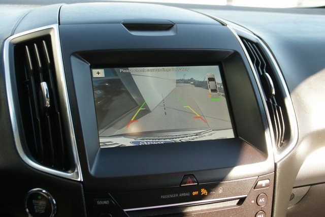 Used 2019 Ford Edge Titanium image 23