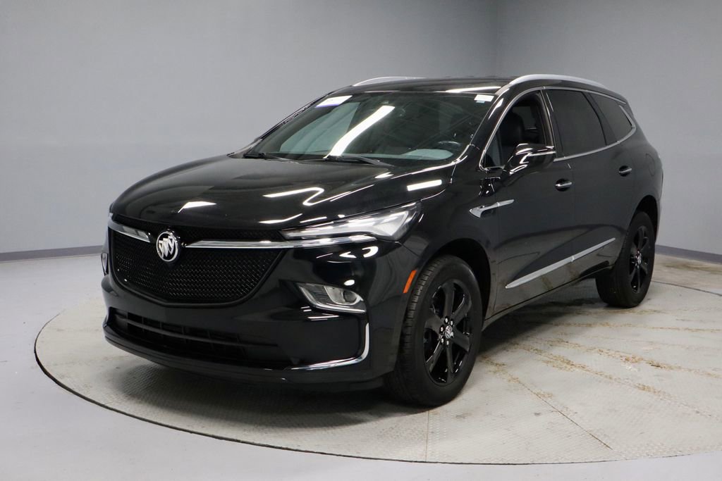 Used 2024 Buick Enclave Essence w/ Sport Touring Edition FWD image 6