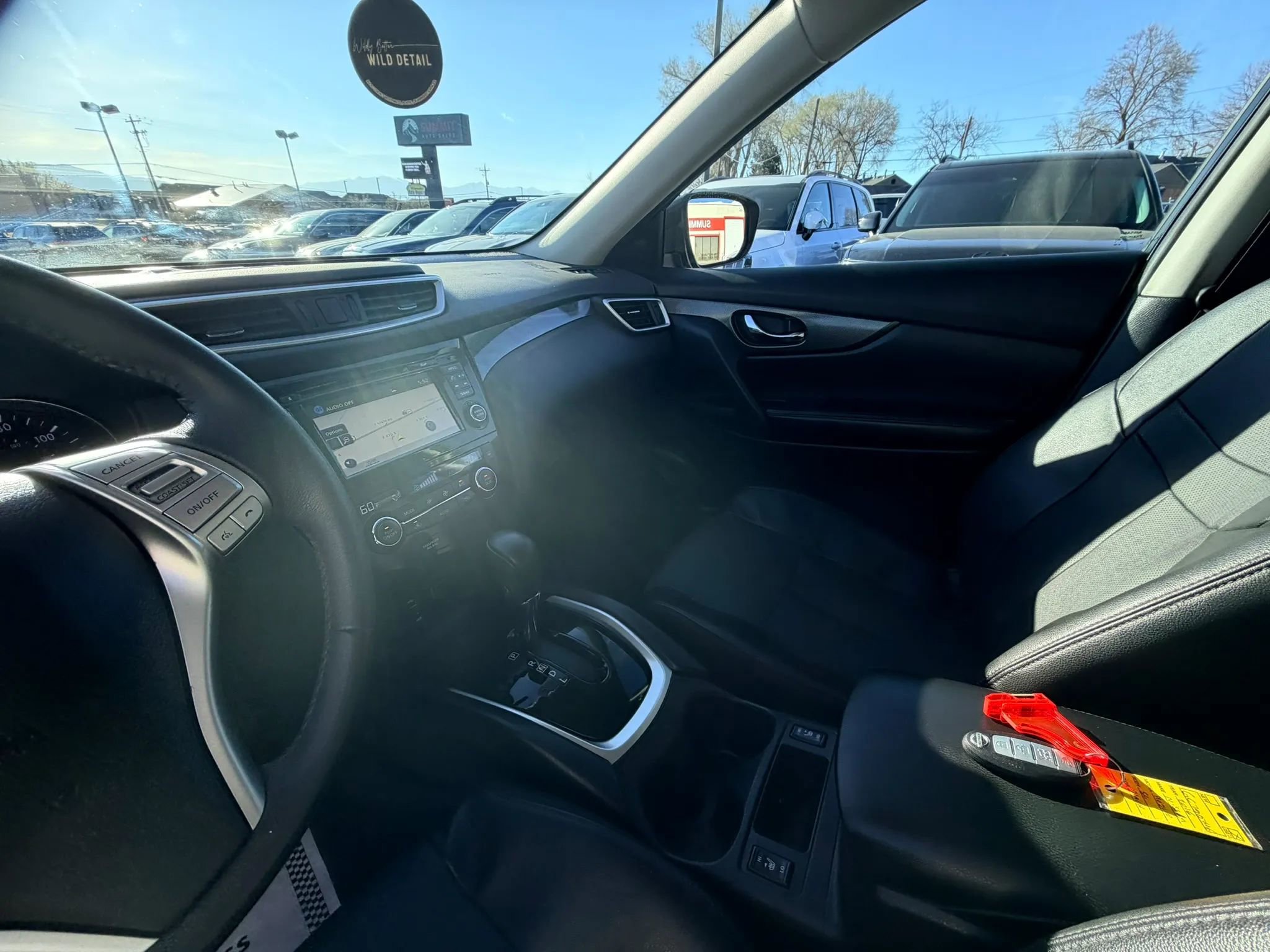 Used 2016 Nissan Rogue SL w/ SL Premium Package image 12