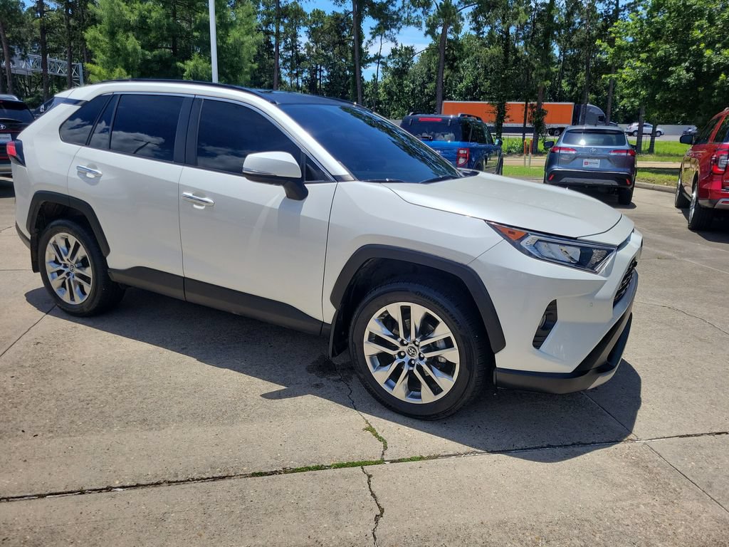 Certified 2019 Toyota RAV4 Limited w/ Advanced Technology Package FWD image 8