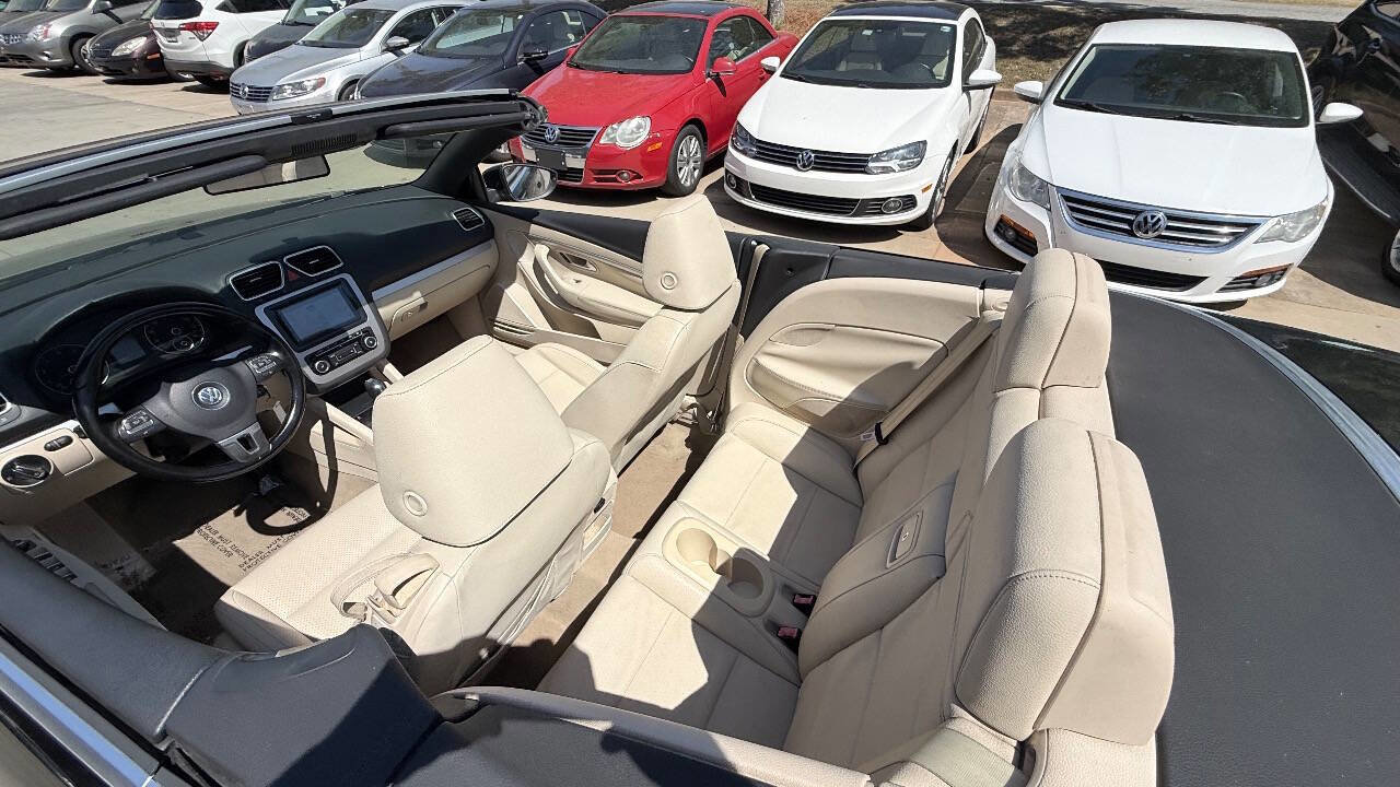 Used 2012 Volkswagen Eos Komfort FWD image 33