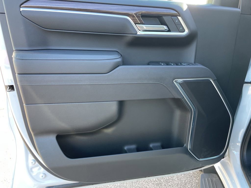 Used 2025 Chevrolet Silverado 1500 LT w/ All Star Edition Plus image 5