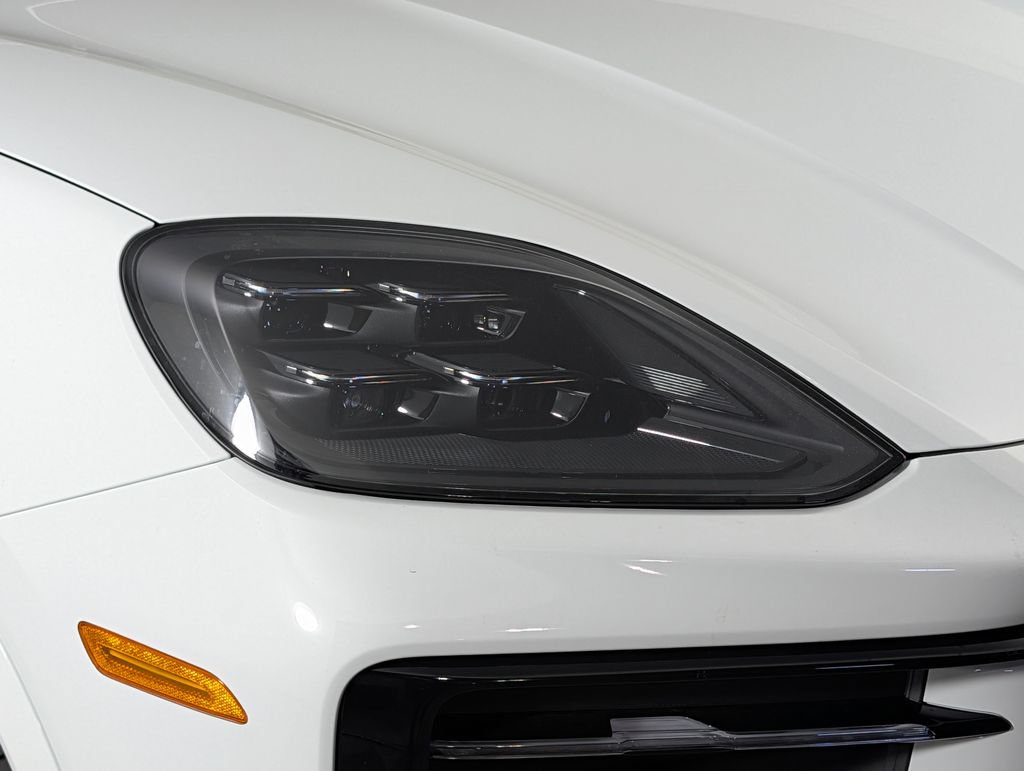 New 2026 Porsche Cayenne S AWD/4WD image 15