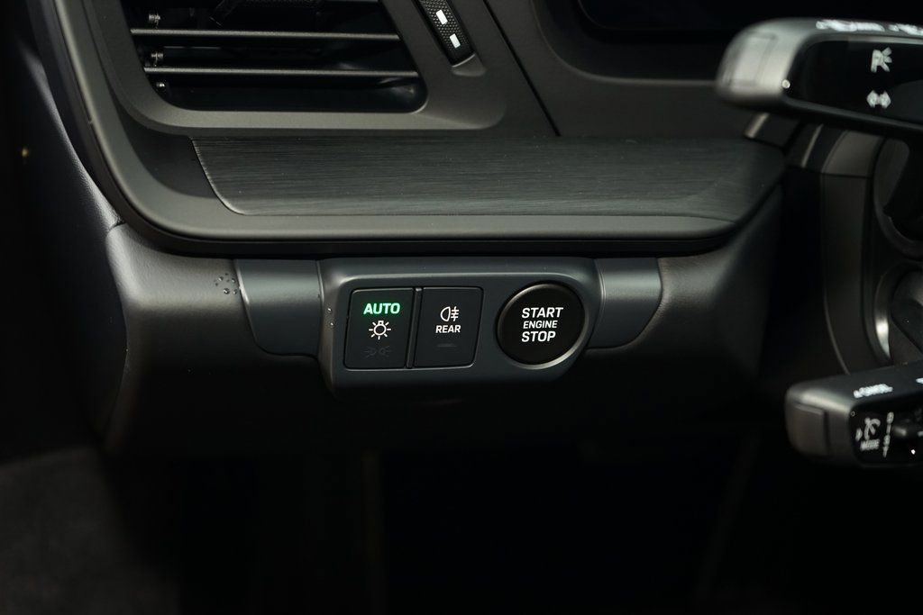 Used 2026 Porsche 911 Carrera 4 GTS image 30