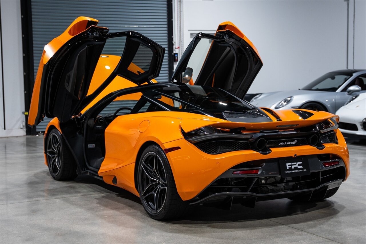 Used 2019 McLaren 720S Performance RWD image 32