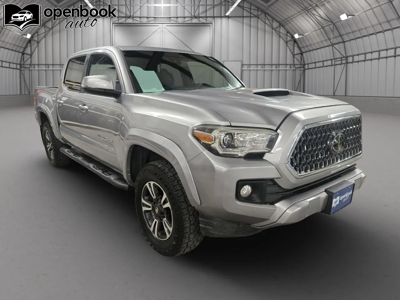 Used 2019 Toyota Tacoma TRD Sport AWD/4WD image 3