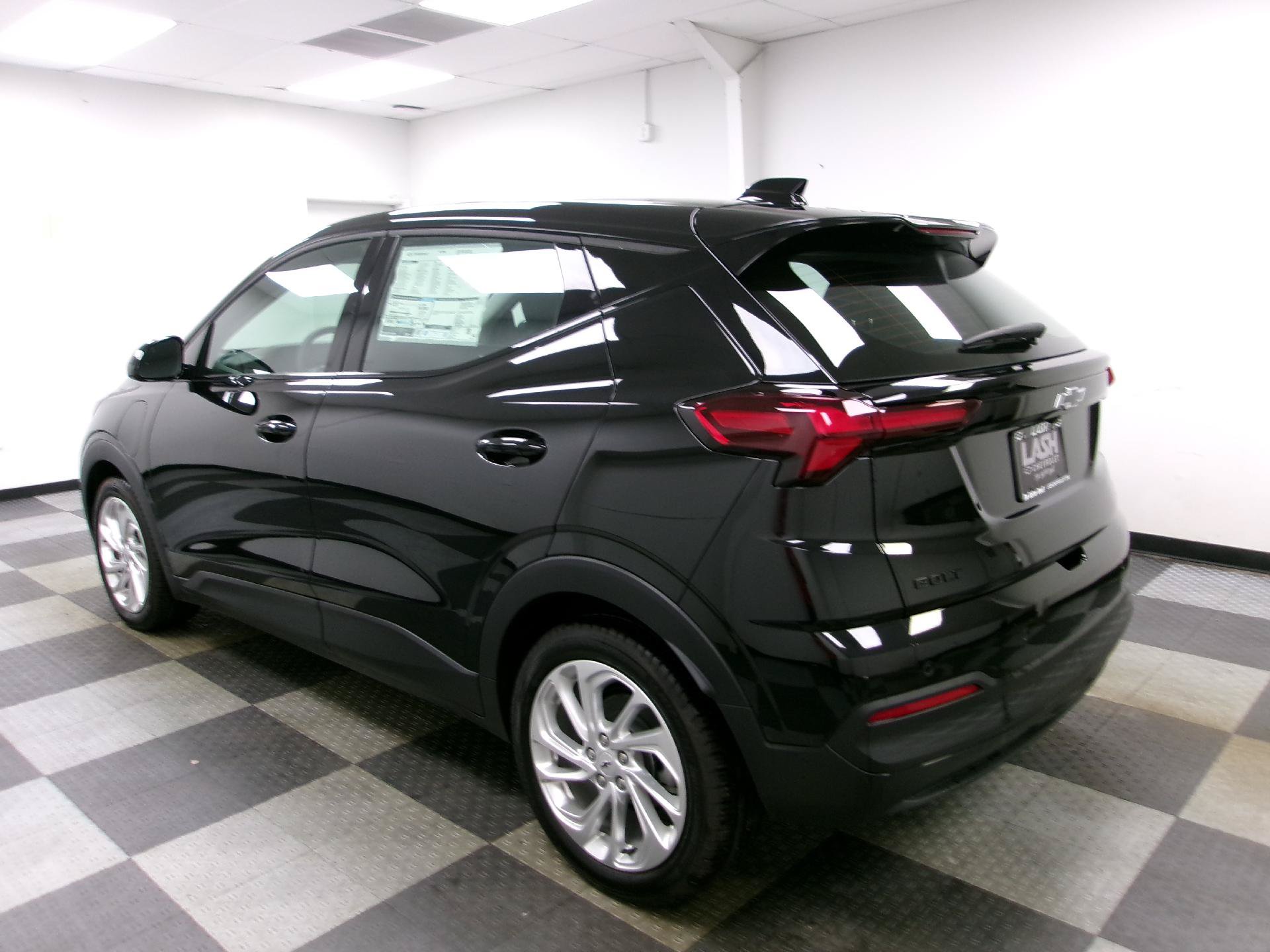 New 2027 Chevrolet Bolt LT w/ Comfort Package FWD image 2
