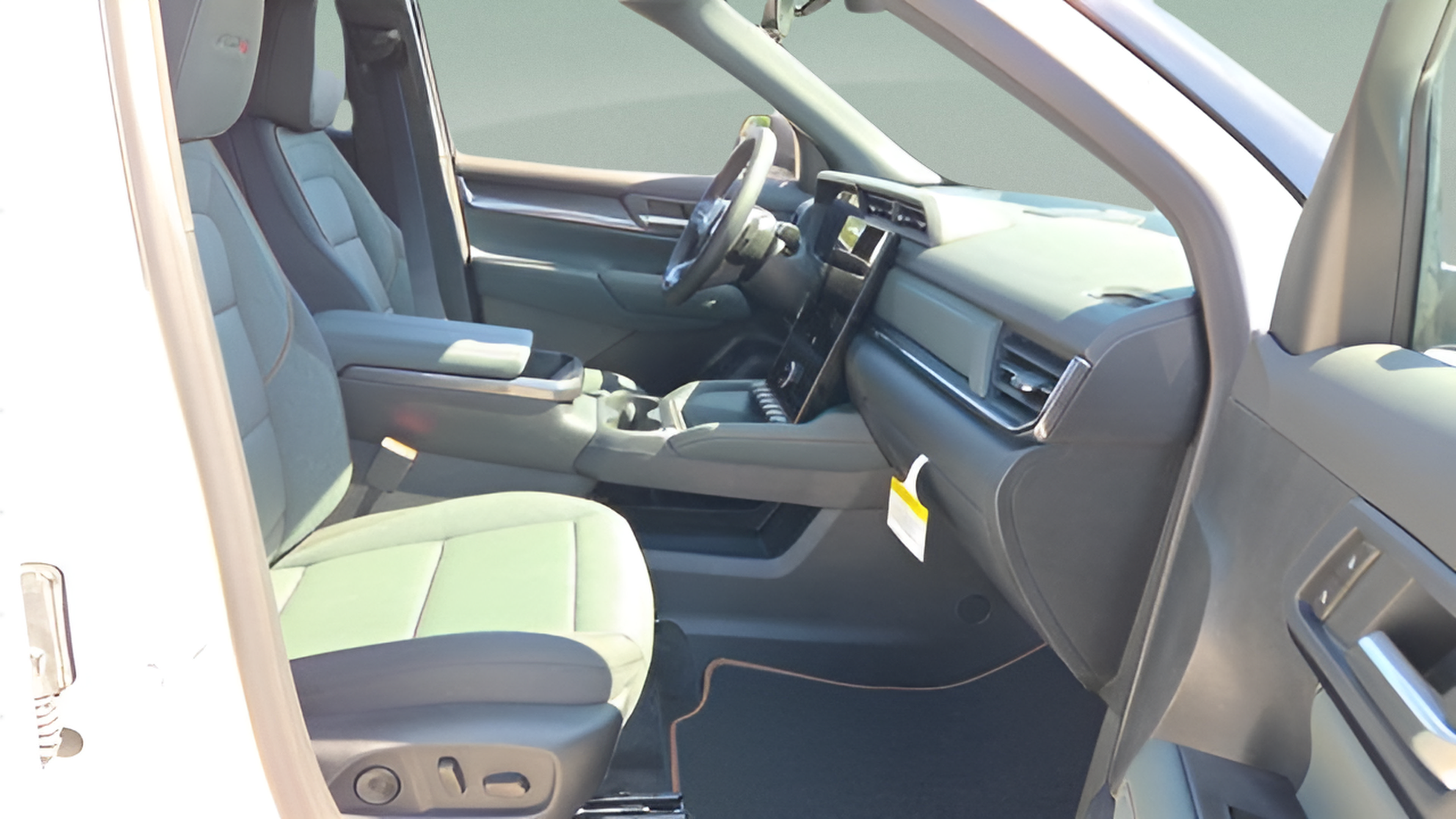 Used 2026 GMC Terrain AT4 w/ Convenience Package III AWD/4WD image 16