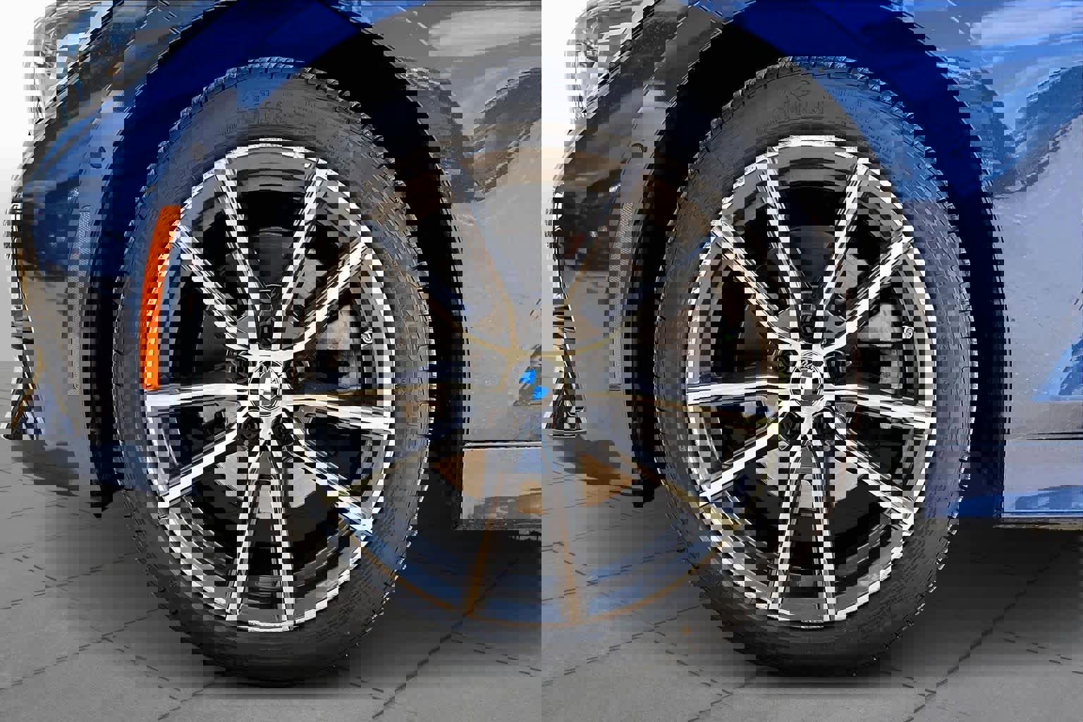 Used 2021 BMW 330i Sedan w/ Premium Package image 18