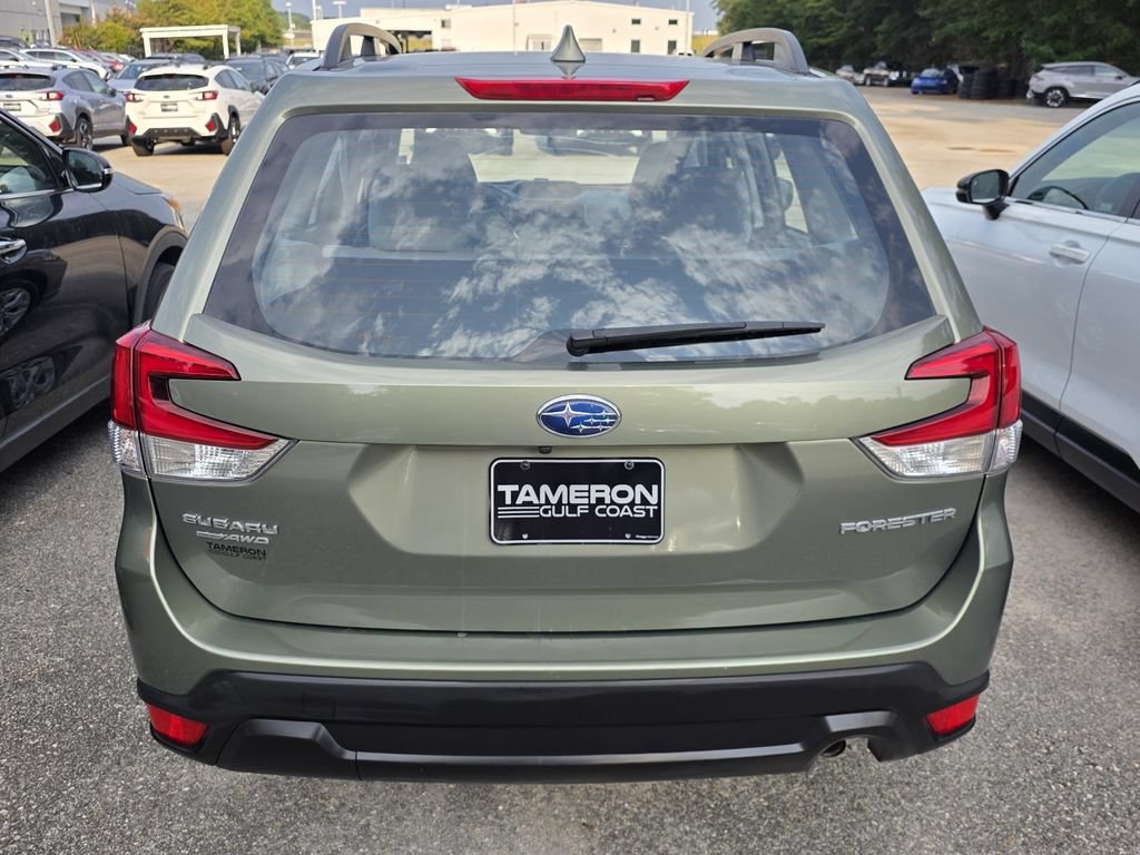 Used 2021 Subaru Forester AWD/4WD image 3