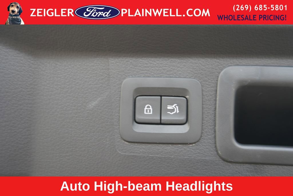 Used 2025 MAZDA CX-50 AWD 2.5 S w/ Premium Plus Pkg image 11