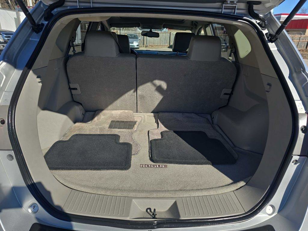 Used 2012 Nissan Rogue SL image 31