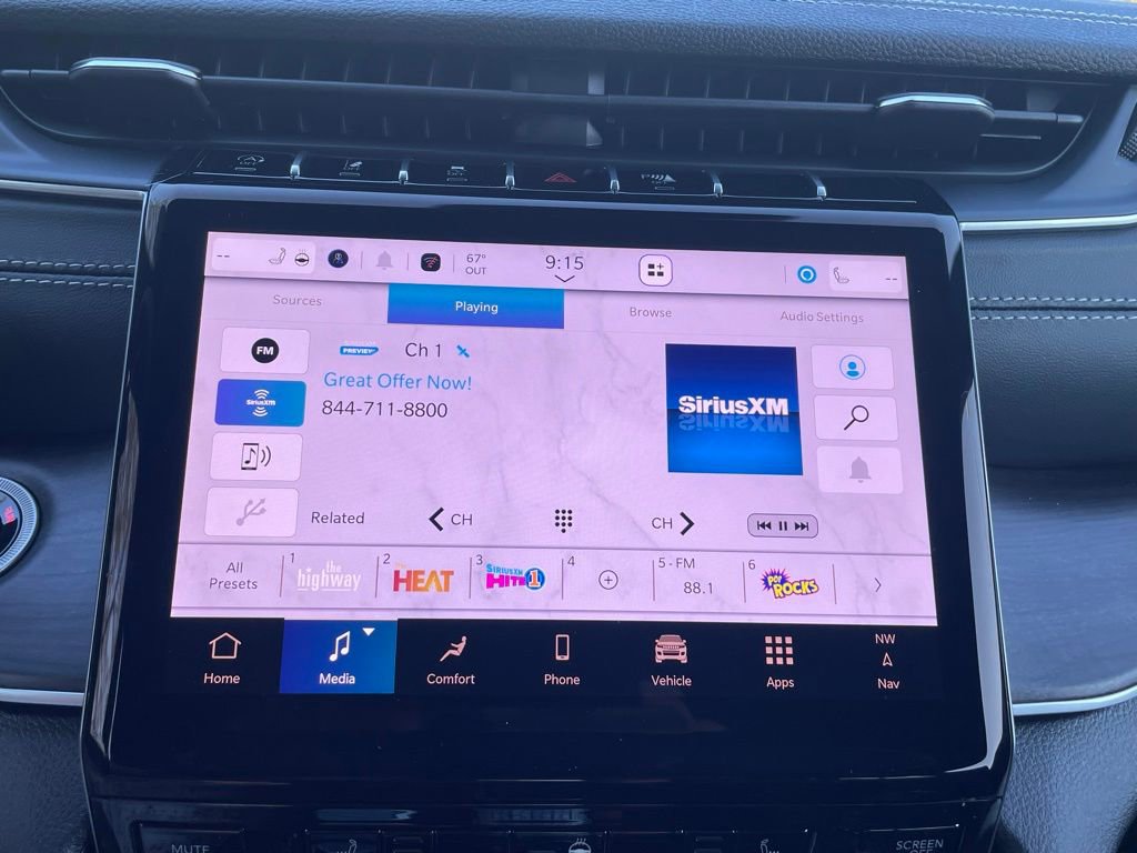 New 2025 Jeep Grand Cherokee L Altitude image 39