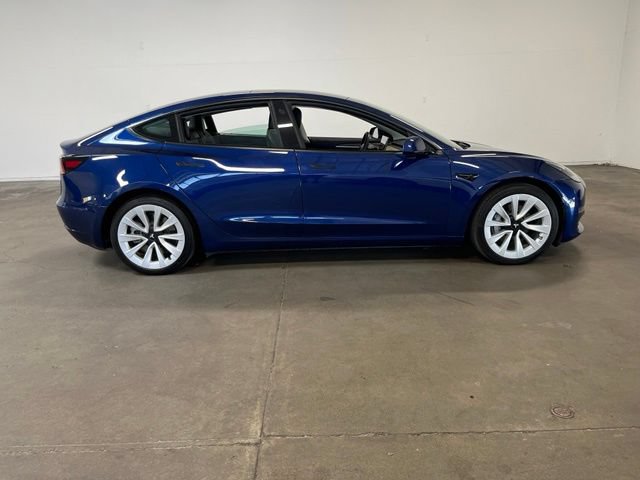 Used 2022 Tesla Model 3 Long Range AWD/4WD image 2