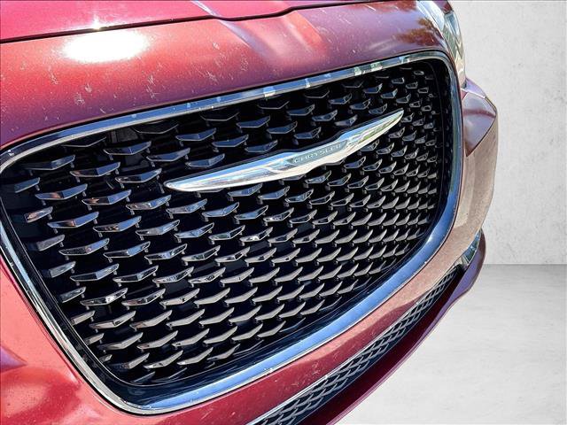 Used 2018 Chrysler 300 Touring w/ Sport Appearance Package RWD image 27