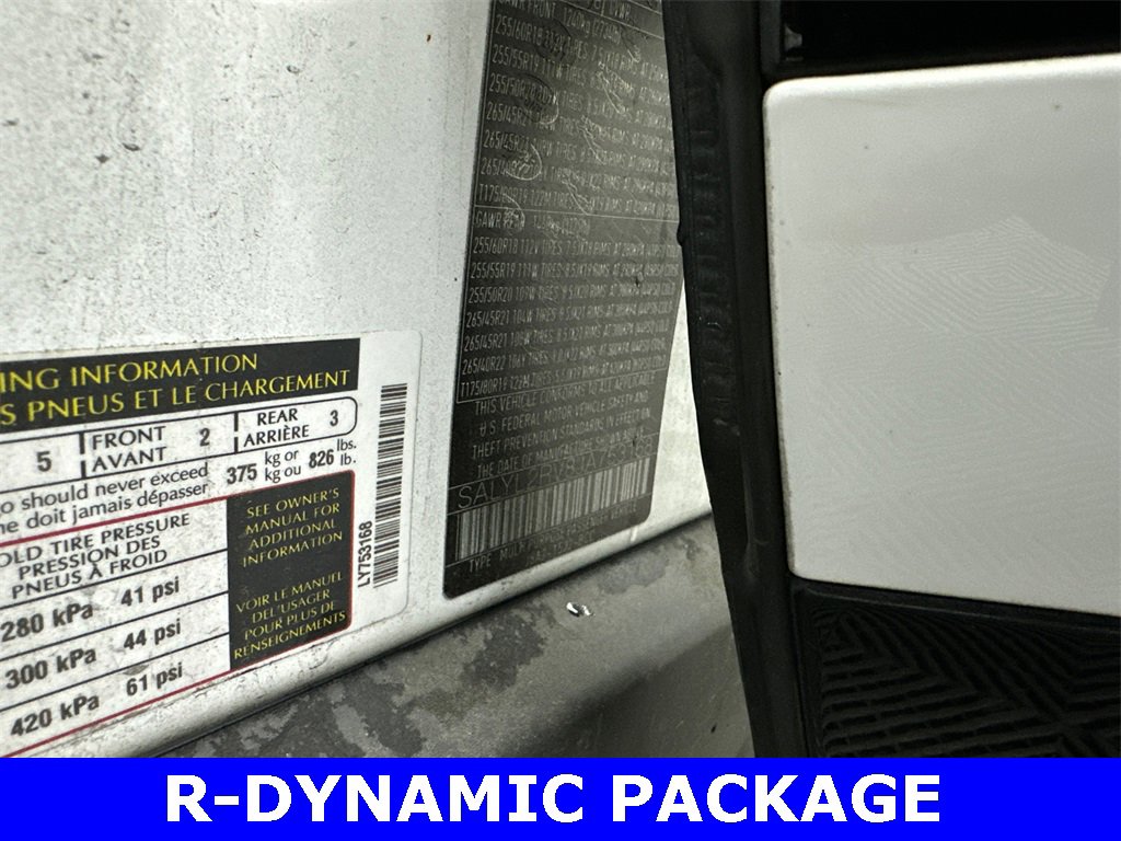 Used 2018 Land Rover Range Rover Velar R-Dynamic SE image 36