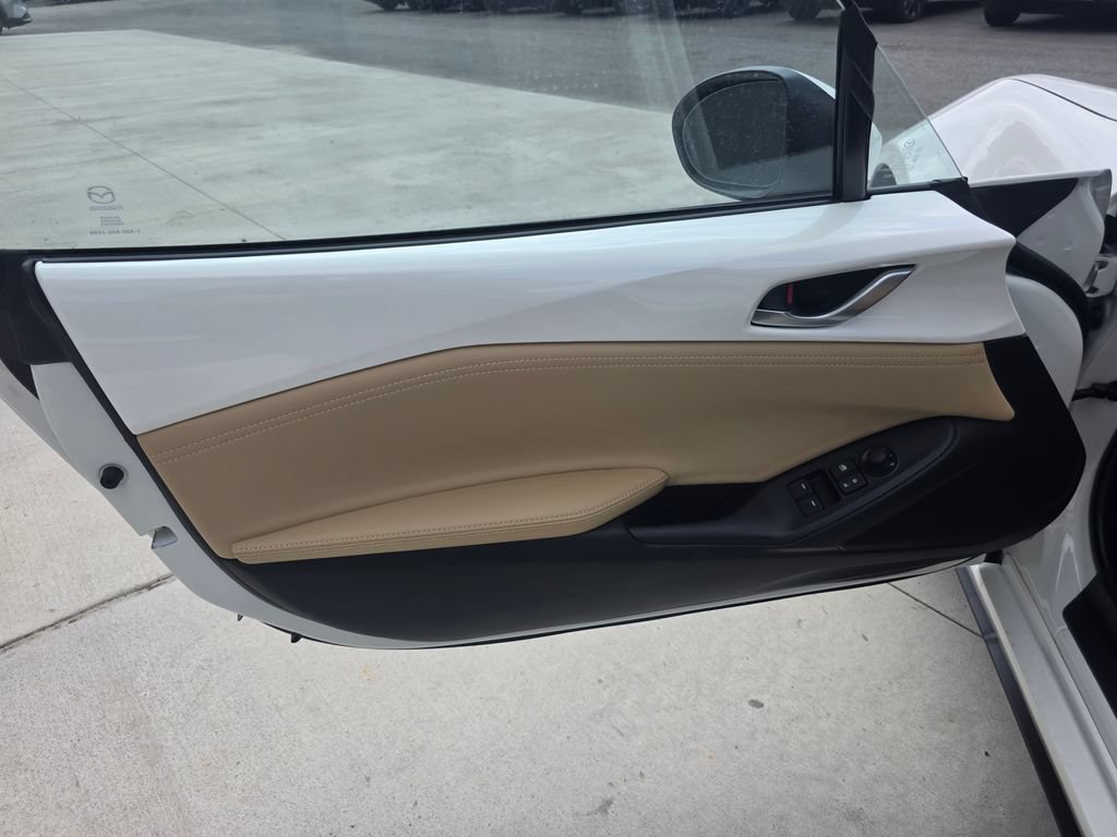 New 2026 MAZDA MX-5 Miata Grand Touring w/ Weather Package RWD image 10