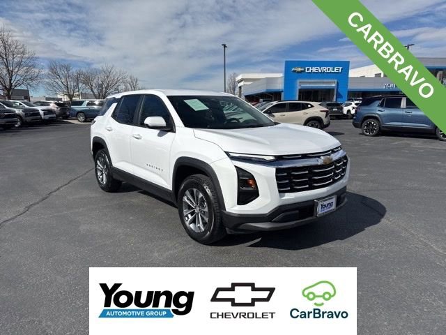 Used 2025 Chevrolet Equinox LT AWD/4WD image 1