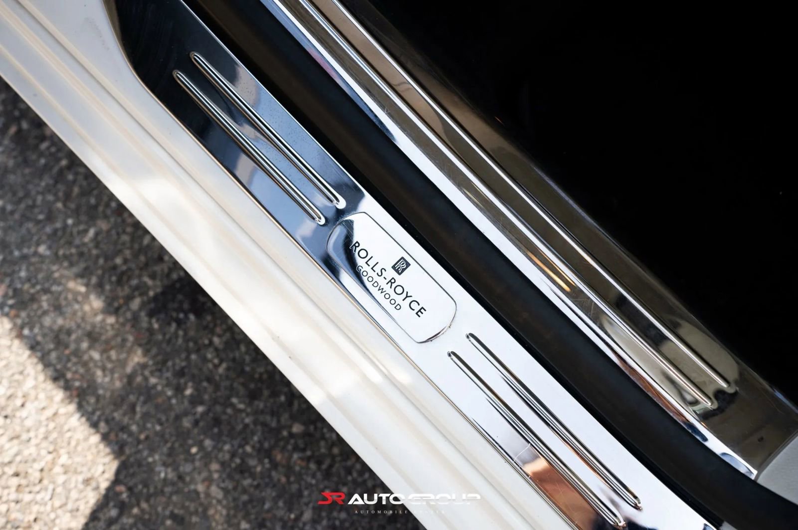 Used 2012 Rolls-Royce Ghost RWD image 14