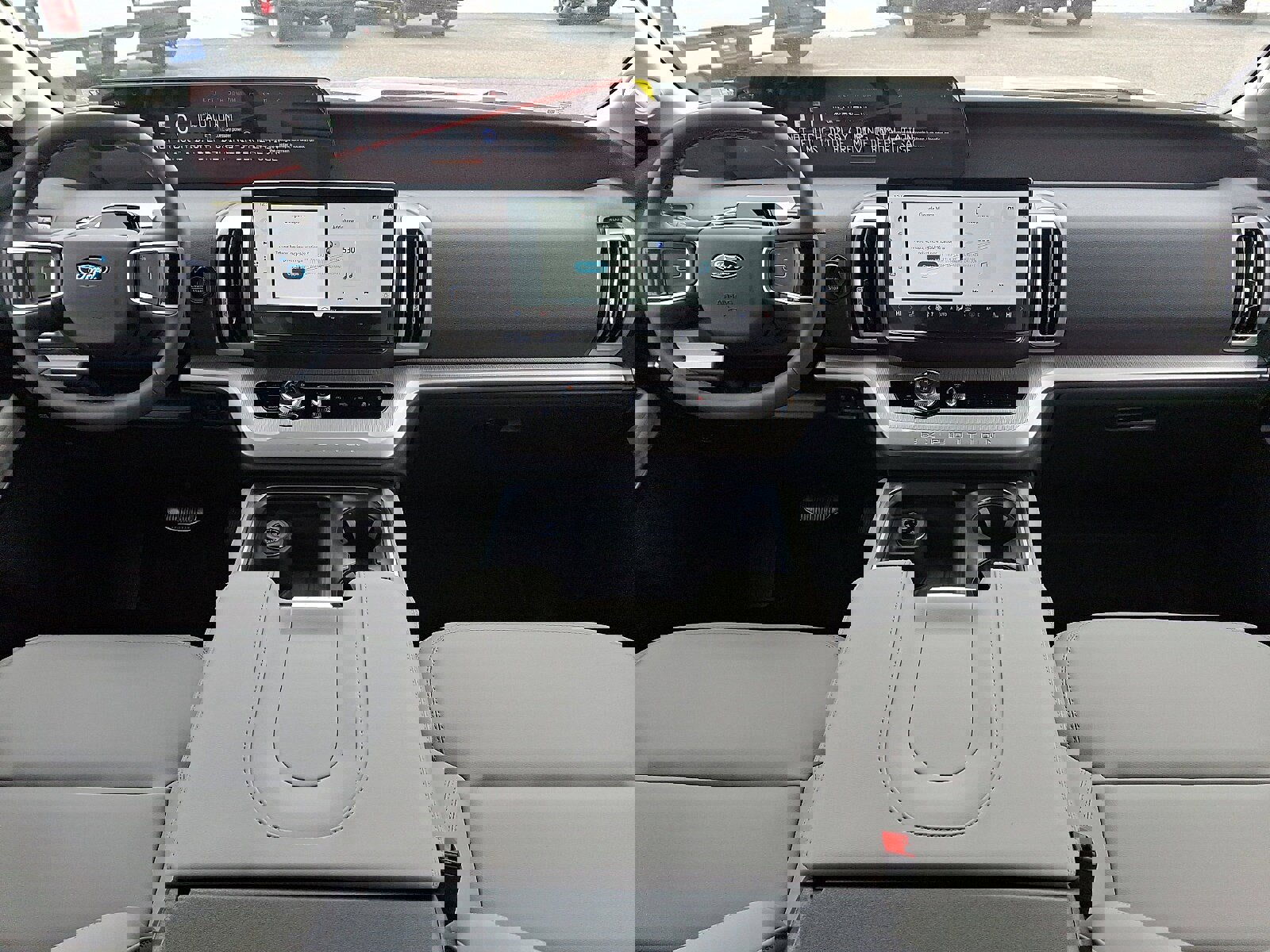 New 2026 Ford Expedition Active image 17