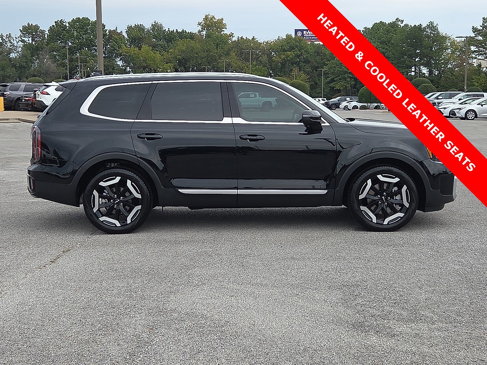 Used 2024 Kia Telluride EX image 6