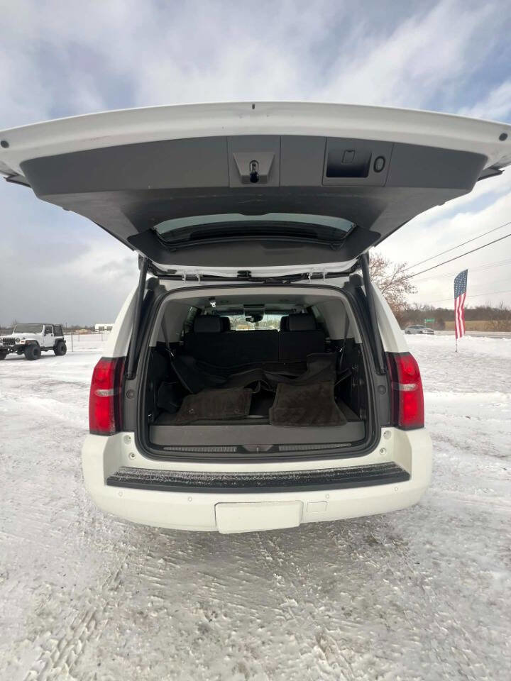 Used 2015 Chevrolet Tahoe LT w/ Luxury Package image 9