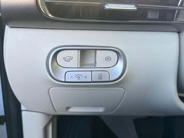 Used 2023 Genesis GV60 Advanced image 24