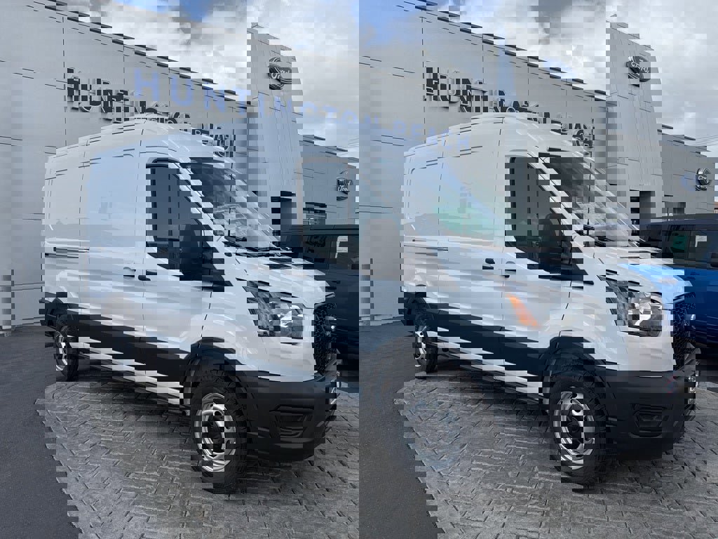New 2025 Ford Transit 150 148 Medium Roof